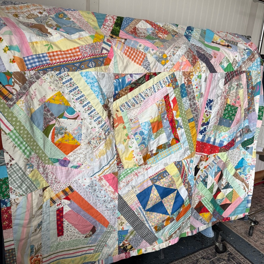 Patchwork Quilt Top Multicolor Design - Picture 2 of 9